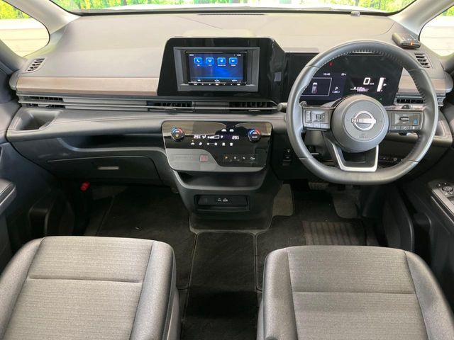 セレナ2.0 ハイウェイスターV Vセレクション