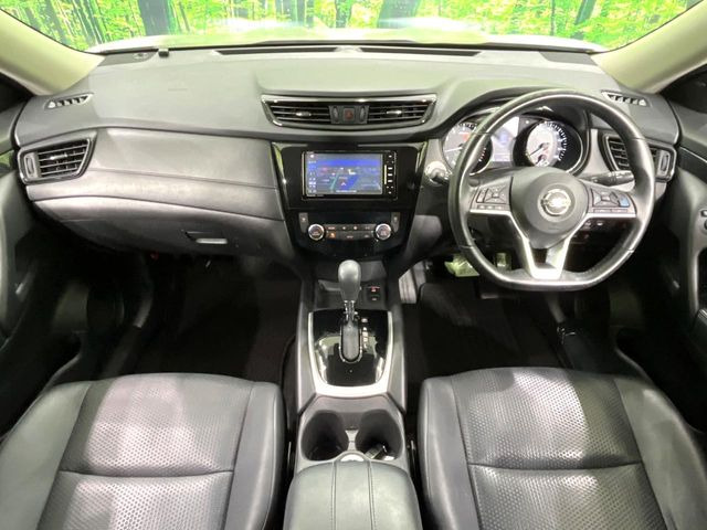 エクストレイル2.0 20Xi