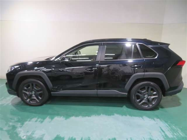 RAV42.0 アドベンチャー 4WD
