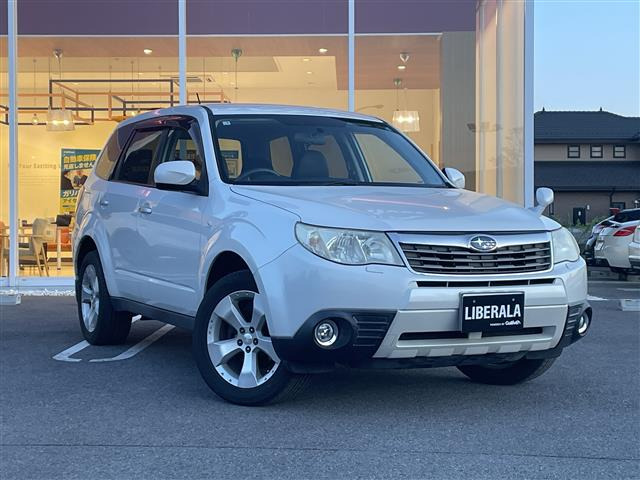 フォレスター2.0 XT ブラックレザーリミテッド 4WD