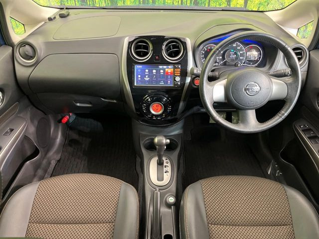 ノート1.2 メダリスト エマージェンシーブレーキ パッケージ