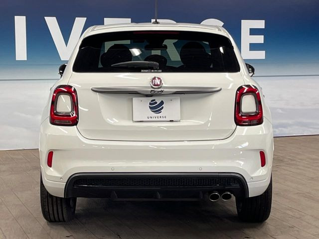 ���A���ԂȂ�ł͂́A�ו��܂ō�荞�܂ꂽ�A�������ꂽ�f�U�C���ł��B�^�]�Ȃ���̎��E�́A�X���ɂĂ��q�l�����g�̖ڂł��m���߂�������!