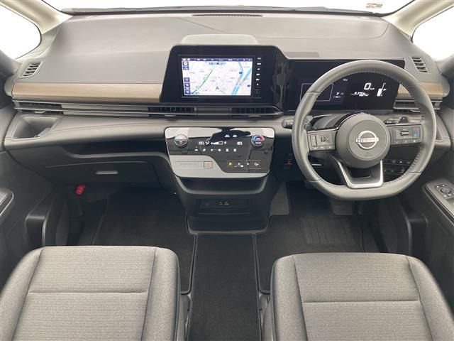 セレナ2.0 ハイウェイスターV Vセレクション