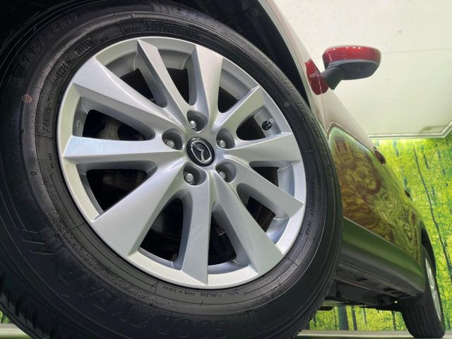 �y����17�C���`�A���~�z�C�[���z�O�ςɃ}�b�`���������A���~�z�C�[���𑕒����Ă���܂��B�e��ЊO�A���~�z�C�[����A�X�^�b�h���X�^�C�����戵�����Ă���܂��B���񂲑��k����������