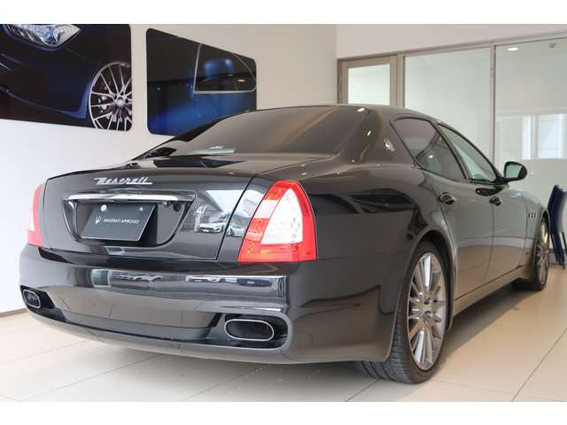 クアトロポルテスポーツGT S