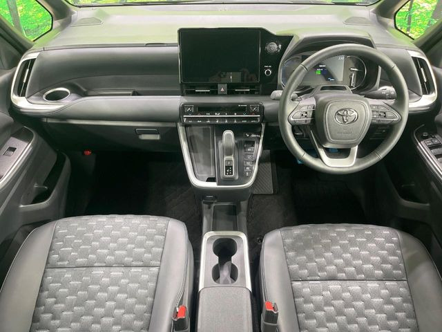 ヴォクシー1.8 ハイブリッド S-Z