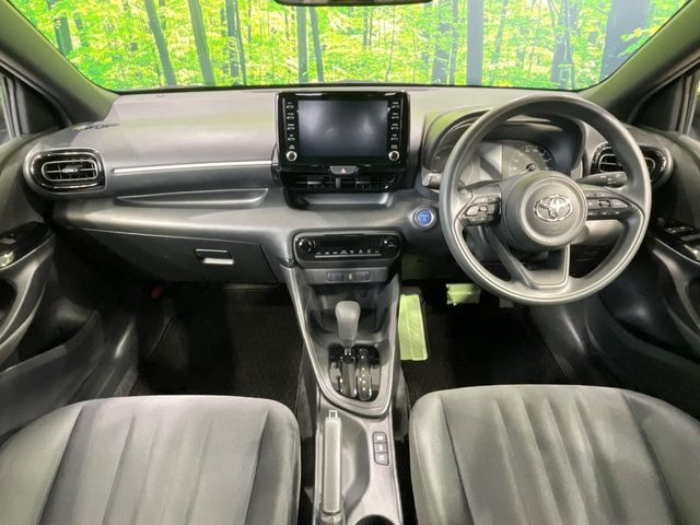 ヤリス1.5 ハイブリッド X