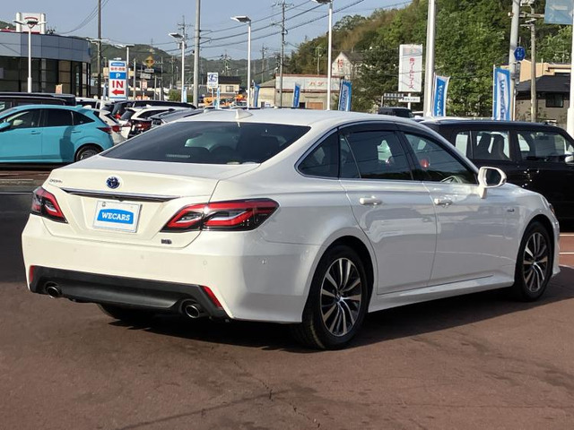 クラウンハイブリッド 2.5 S Cパッケージ