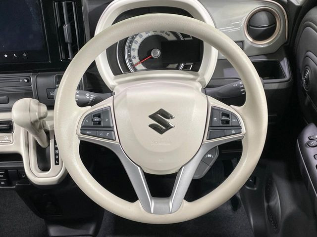 �y�X�e�A�����O�X�C�b�`�z�^�]���A�O������ڐ������炷���ƂȂ��A�I�[�f�B�I���̑��삪�\�ȕ֗��@�\!���S&���K�ȃh���C�u�����o���Ă���܂���