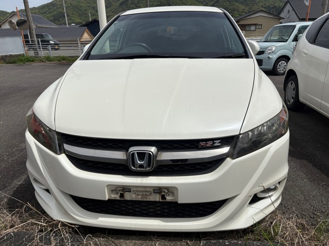 ストリーム1.8 RSZ