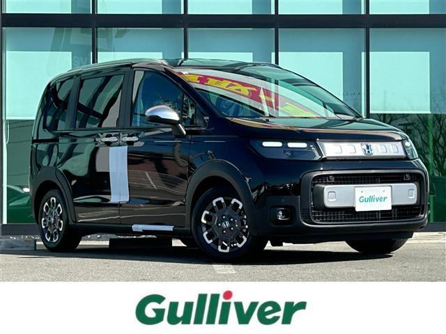 フリード1.5 e:HEV クロスター