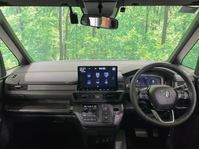 ステップワゴン2.0 e:HEV スパーダ