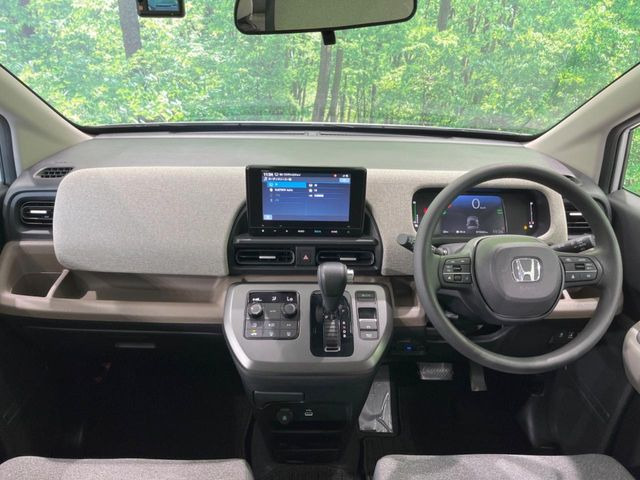 フリード1.5 e:HEV エアー