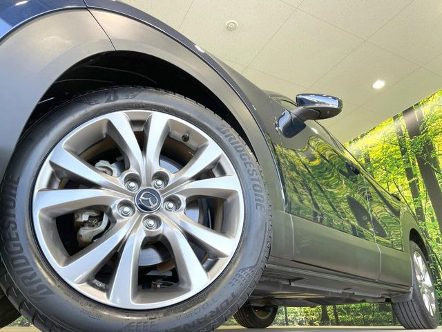�y�����A���~�z�C�[���z�O�ςɃ}�b�`���������A���~�z�C�[���𑕒����Ă���܂��B�e��ЊO�A���~�z�C�[����A�X�^�b�h���X�^�C�����戵�����Ă���܂��B���񂲑��k����������