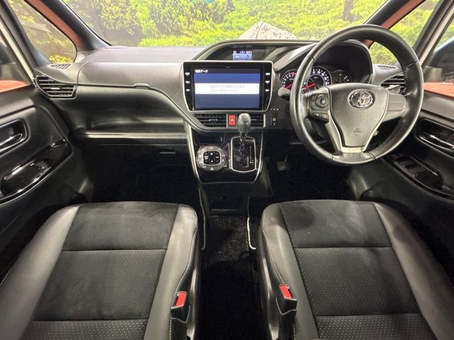 ヴォクシー2.0 ZS 煌III