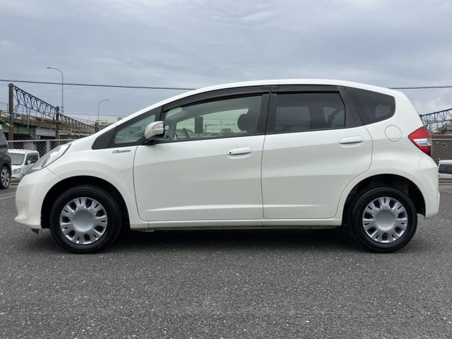 フィット1.3 G 10thアニバーサリー