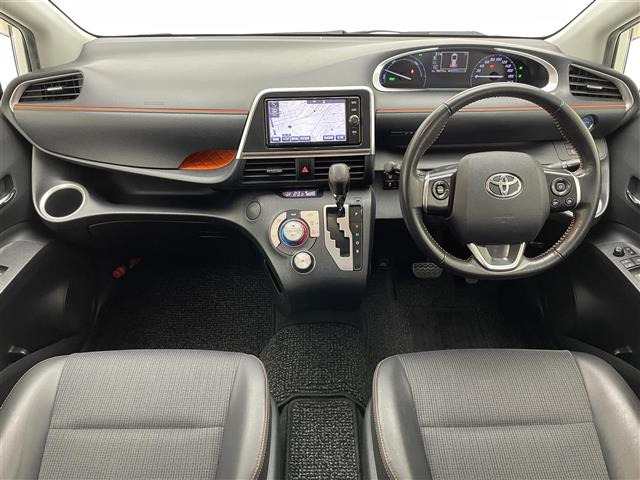 シエンタ1.5 G クエロ