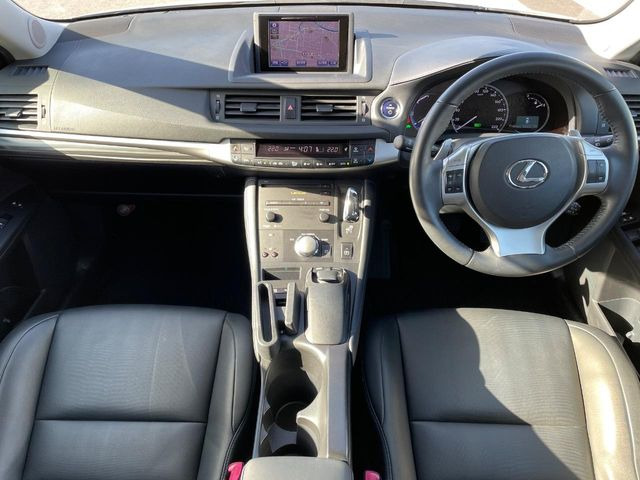 CT200h クリエイティブ テキスタイルインテリア