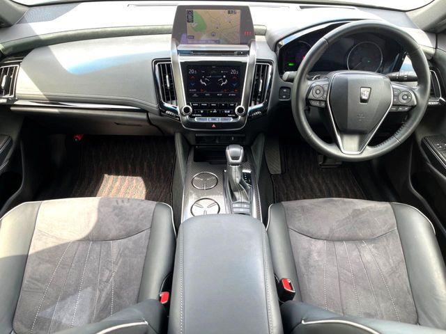 クラウンハイブリッド 2.5 RS アドバンス