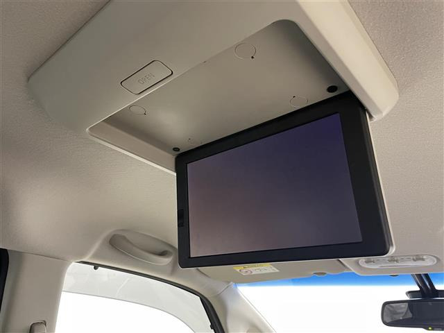 セレナ2.0 ハイウェイスター Vセレクション+Safety II S-HYBRID