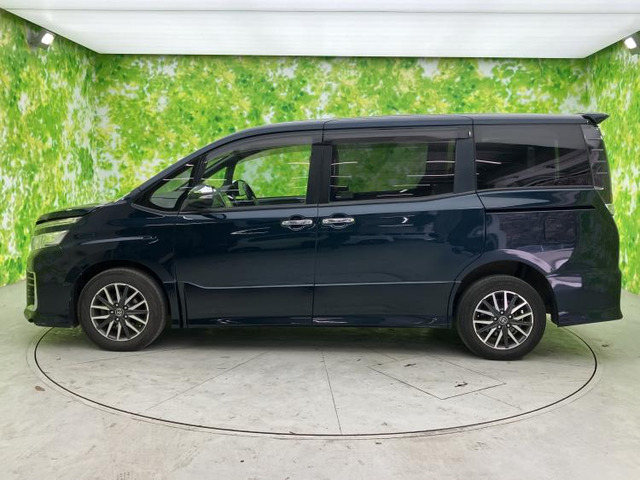 ヴォクシー2.0 ZS 煌 4WD