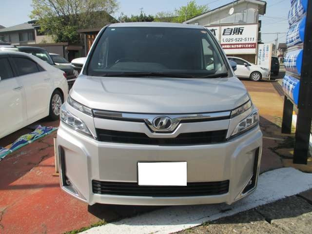 ヴォクシー2.0 V 4WD