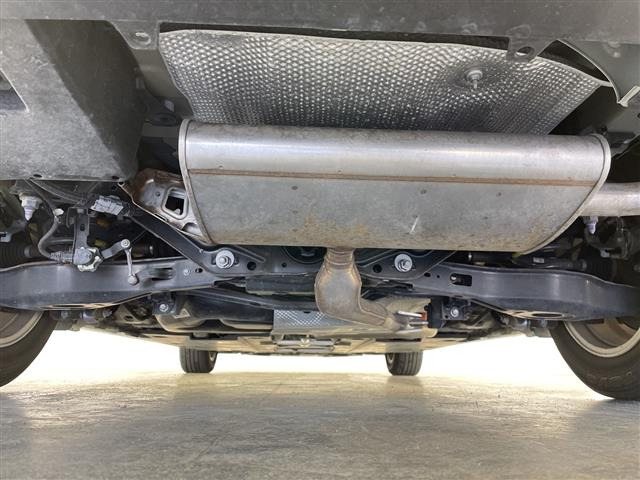 プリウス1.8 A E-Four 4WD