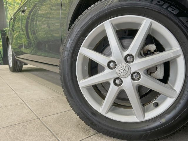 �y����15�C���`�A���~�z�C�[���z�O�ςɃ}�b�`���������A���~�z�C�[���𑕒����Ă���܂��B�e��ЊO�A���~�z�C�[����A�X�^�b�h���X�^�C�����戵�����Ă���܂��B���񂲑��k����������