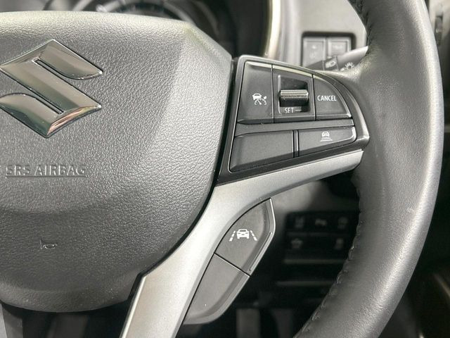 【アダプティブクルーズコントロール】高速道路での長距離走行が楽に!!自動で速度を保つクルーズコントロールが、衝突軽減システムと連携し、前方の車両を感知して車間を保つように速度調節してくれます!!