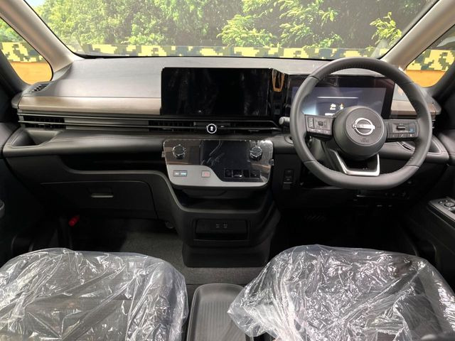 セレナ1.4 e-POWER ハイウェイスターV