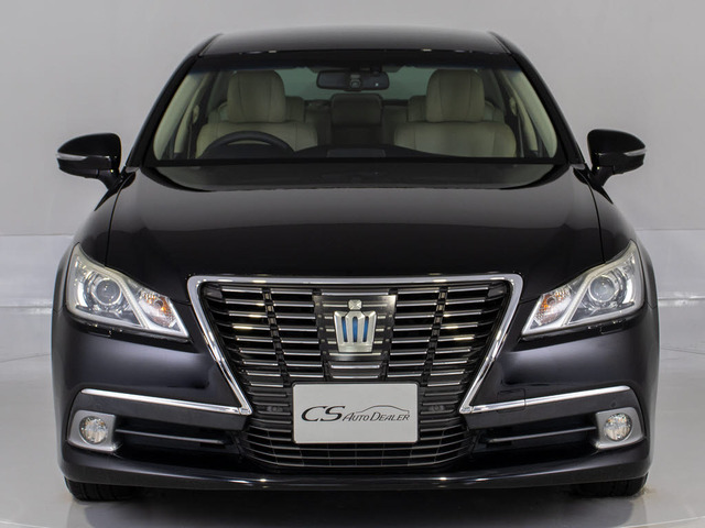 クラウンハイブリッド 2.5 ロイヤルサルーンG