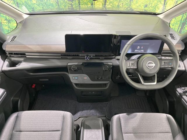 セレナ1.4 e-POWER ハイウェイスターV