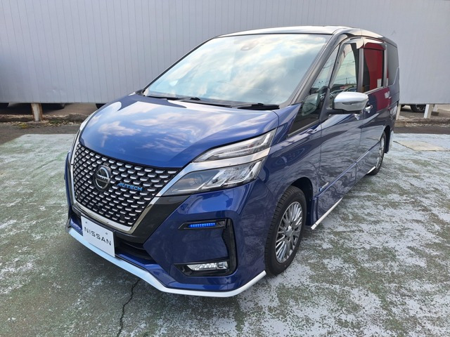 セレナ1.2 e-POWER AUTECH