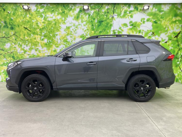 RAV42.0 アドベンチャー オフロードパッケージ 4WD