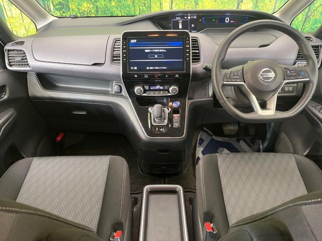 セレナ1.2 e-POWER ハイウェイスターV