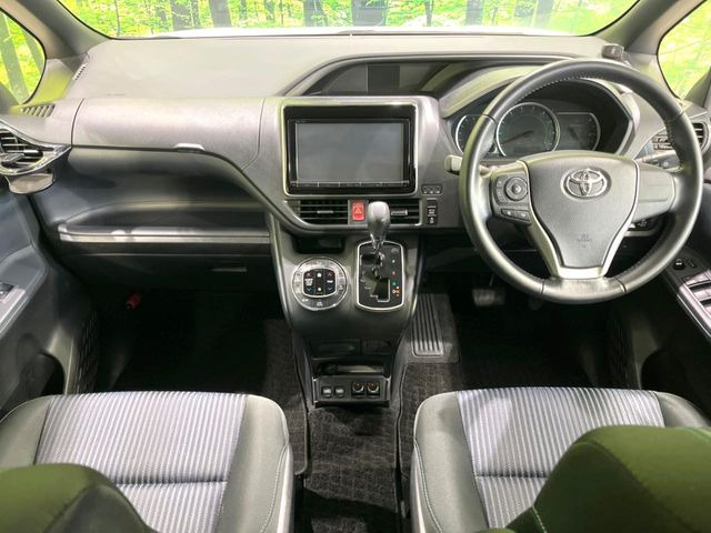 ヴォクシー2.0 ZS 煌