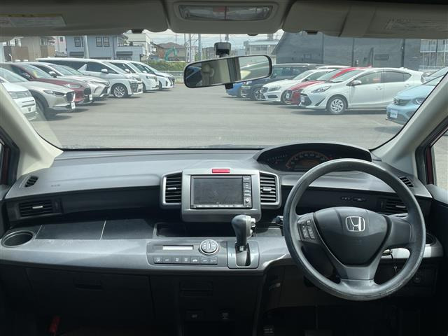 フリード1.5 G ジャストセレクション