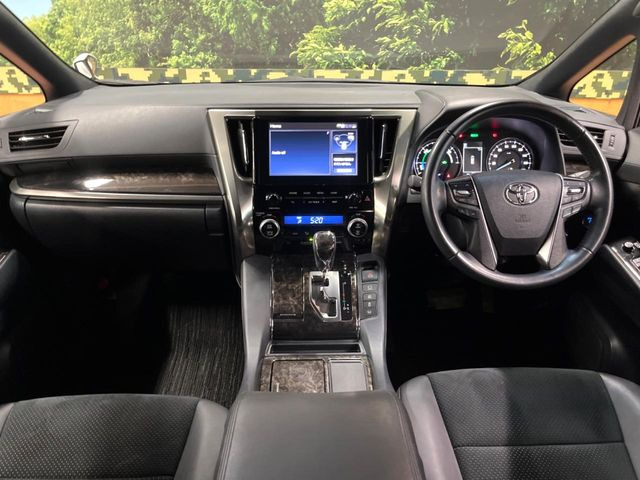 アルファードハイブリッド 2.5 S タイプゴールドII E-Four 4WD