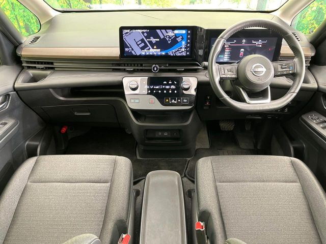 セレナ1.4 e-POWER ハイウェイスターV