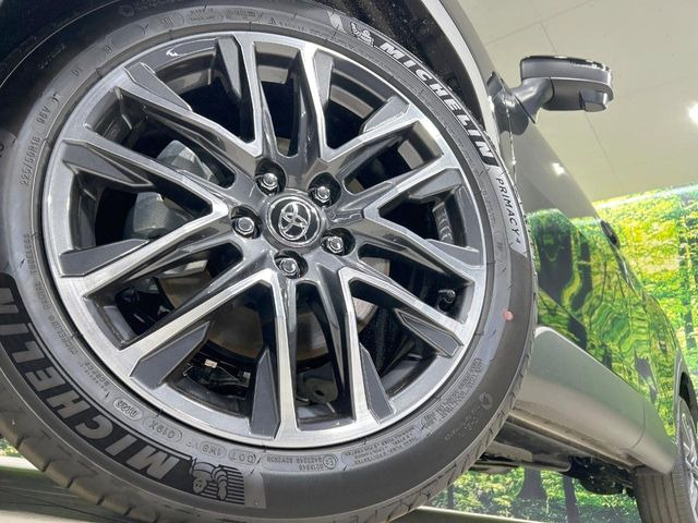 �y����18�C���`�A���~�z�C�[���z�O�ςɃ}�b�`���������A���~�z�C�[���𑕒����Ă���܂��B�e��ЊO�A���~�z�C�[����A�X�^�b�h���X�^�C�����戵�����Ă���܂��B���񂲑��k����������