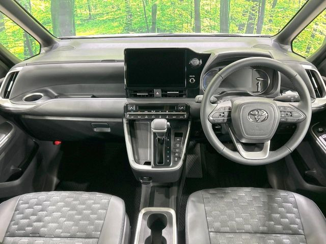 ヴォクシー1.8 ハイブリッド S-Z