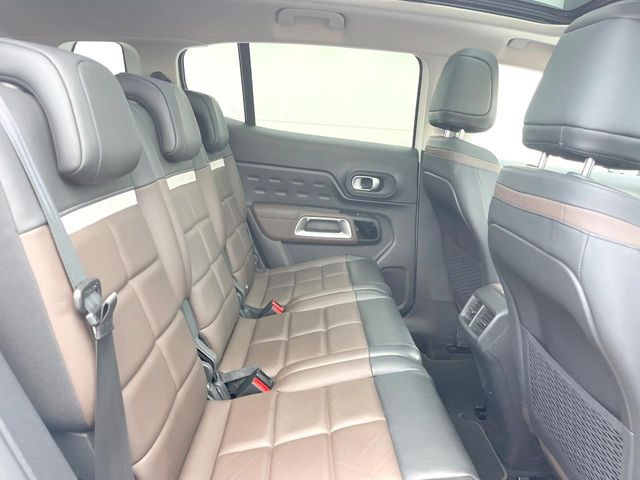 ���㕔���Ȃ��C�ɂȂ�悤�ȃL�Y�E�����ւ��蓙�A�傫�ȃ_���[�W�͂Ȃ��A�ǍD�ȏ�Ԃł��B