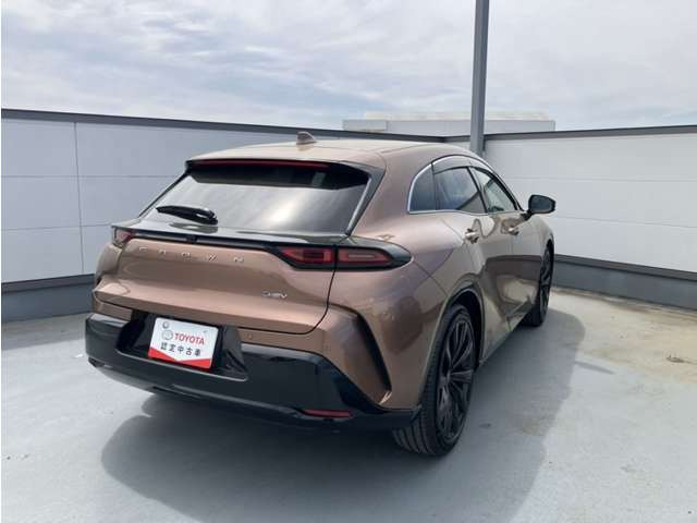 クラウンスポーツ2.5 Z E-Four 4WD