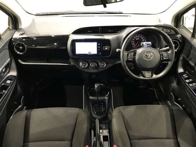 ヴィッツ1.3 F セーフティ エディションIII