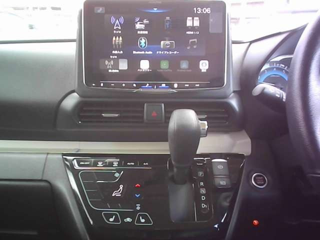 デリカミニT プレミアム