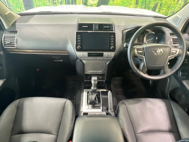 ランドクルーザープラド2.7 TX Lパッケージ マットブラック エディション 4WD