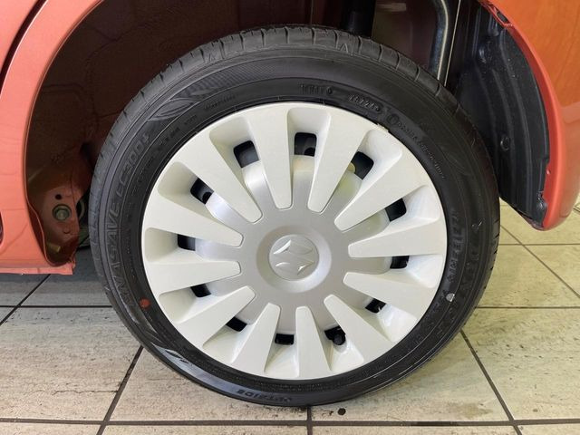 �y����14�C���`�z�C�[���z�O�ςɃ}�b�`���������z�C�[���𑕒����Ă���܂��B�e��ЊO�z�C�[����A�X�^�b�h���X�^�C�����戵�����Ă���܂��B���񂲑��k����������