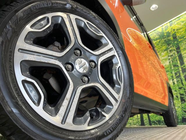 �y�O���[�h��p����15�C���`�A���~�z�C�[���z�f�U�C�����̍��������A���~�z�C�[���𑕒����Ă���܂��B�e��ЊO�A���~�z�C�[����A�X�^�b�h���X�^�C�����戵�����Ă���܂��B���񂲑��k����������