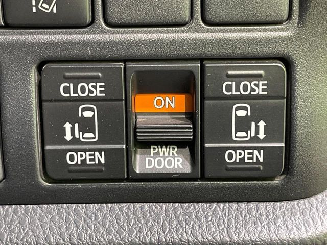 ヴォクシー2.0 ZS 煌