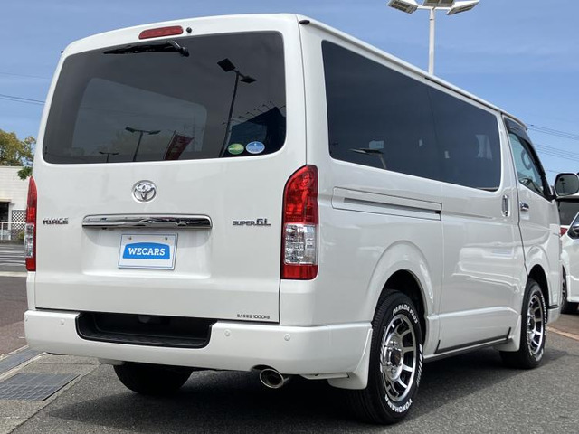 ハイエースバン